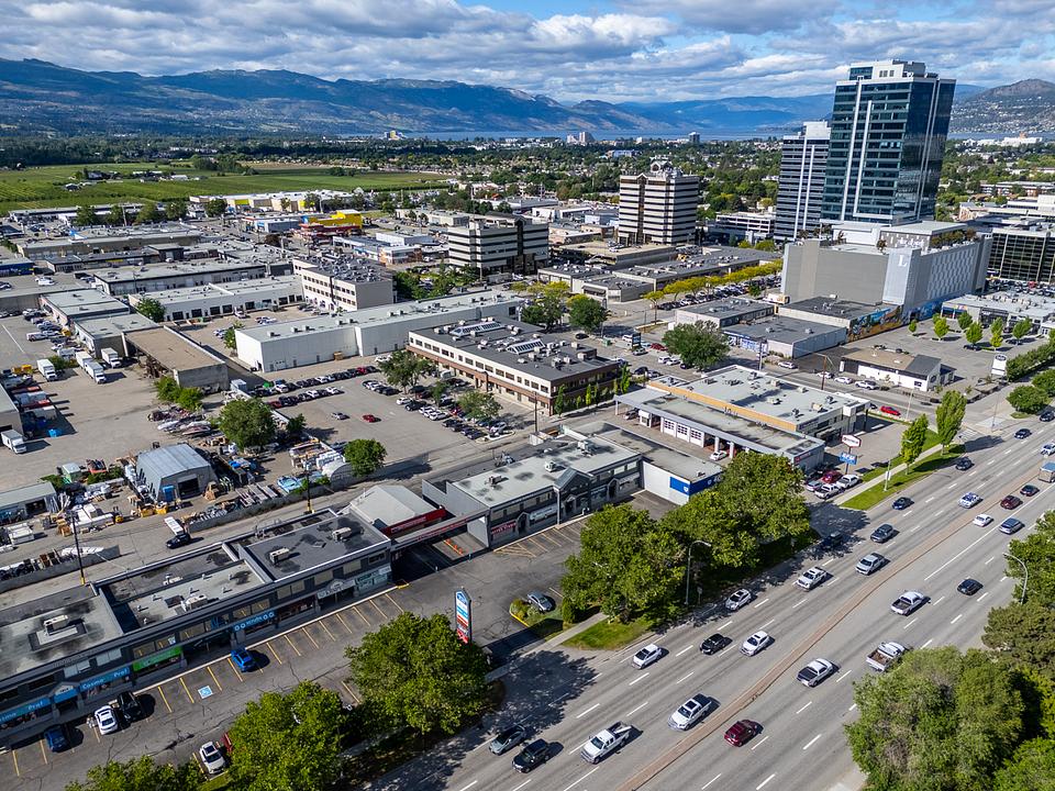 206-207 - 1767 Harvey Avenue, Kelowna, BC