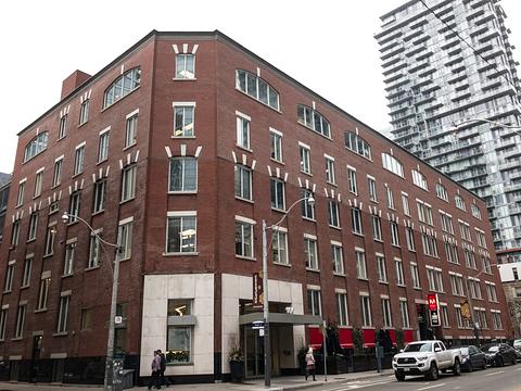 100 Simcoe Street, Toronto, ON