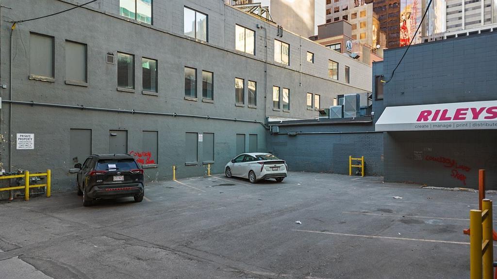 627 8 Avenue Southwest, Calgary, AB