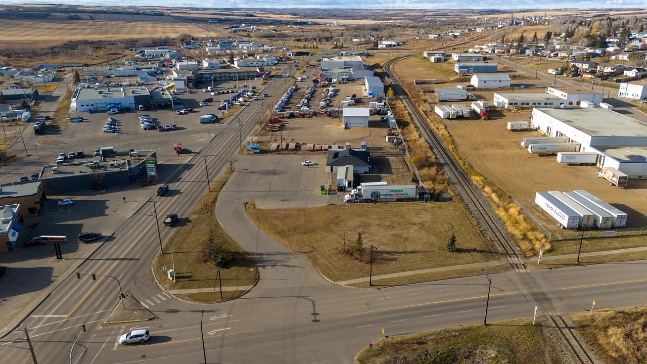 1520 Alaska Avenue, Dawson Creek, BC