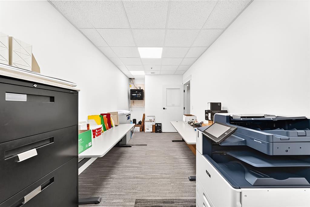 910 - 634 6 Avenue Southwest, Calgary, AB