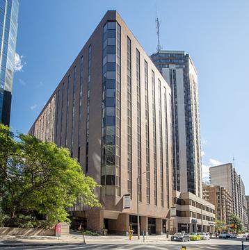 410 Laurier Avenue West, Ottawa, ON