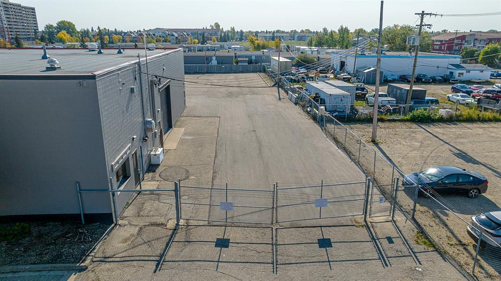 9717 97 Avenue, Grande Prairie, AB