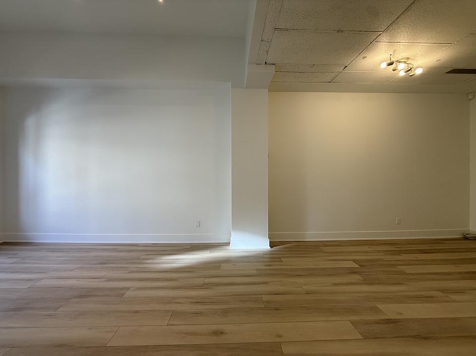 1080 Mainland Street, Vancouver, BC