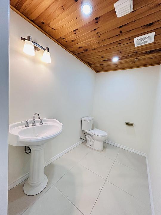 29 Hillside Boularderie Road, Groves Point, NS