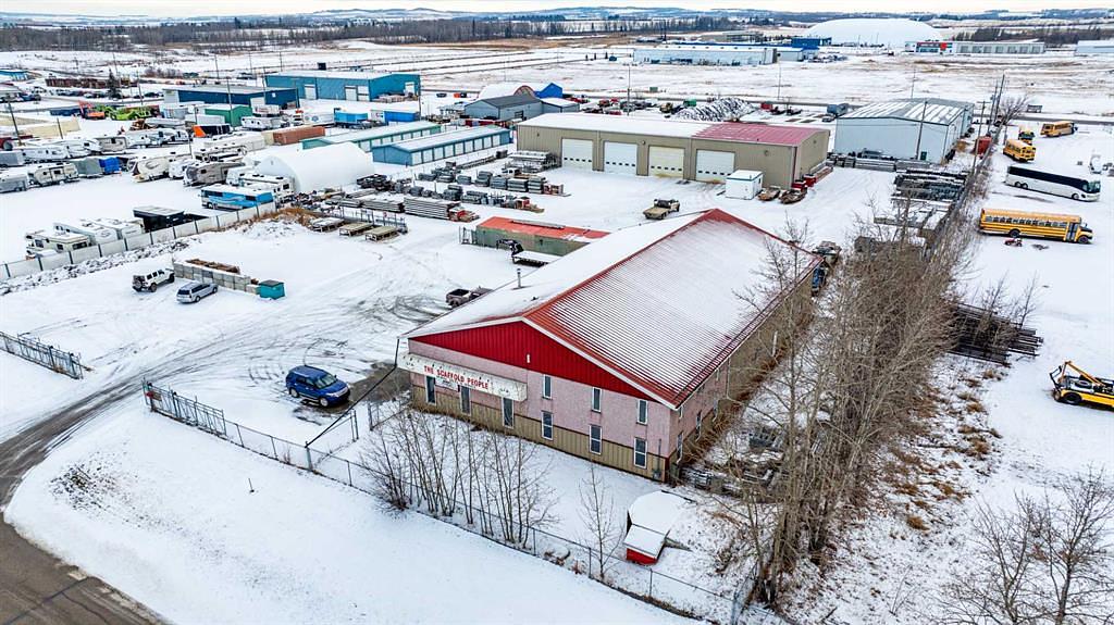 175 Pine Street, Red Deer County, AB