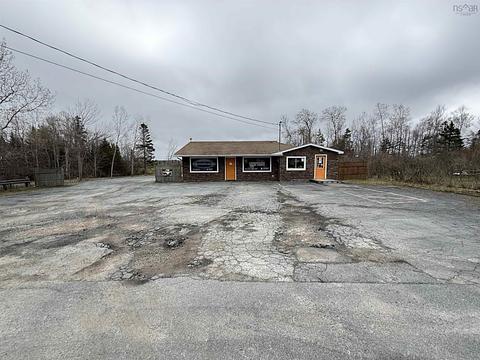 1323 Highway 2, Lantz, NS