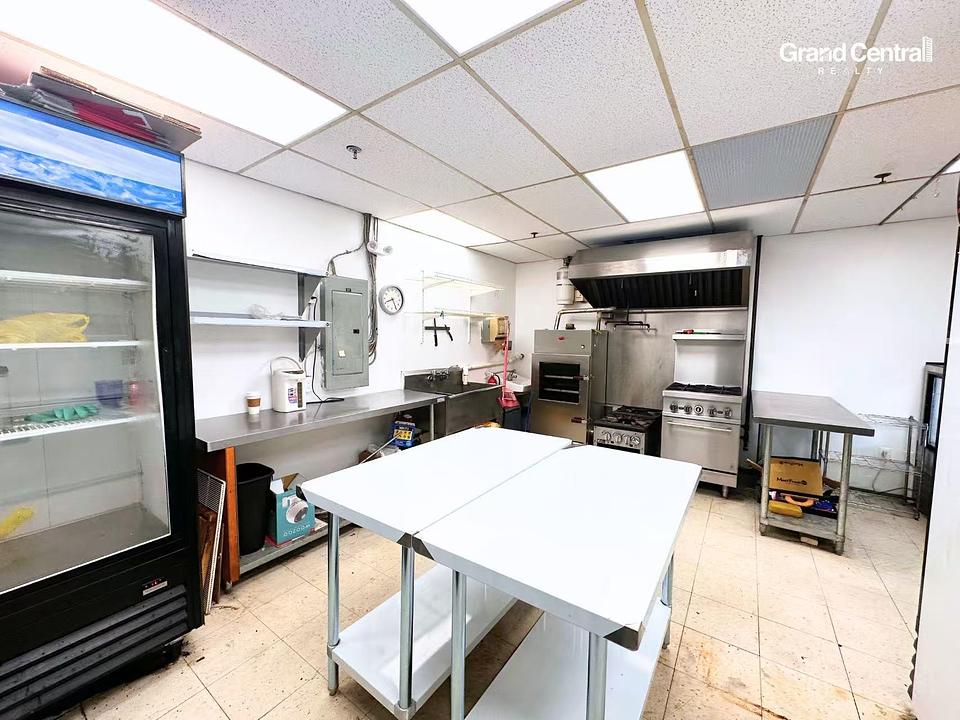 2230 - 1275-8888 Odlin Crescent, Richmond, BC