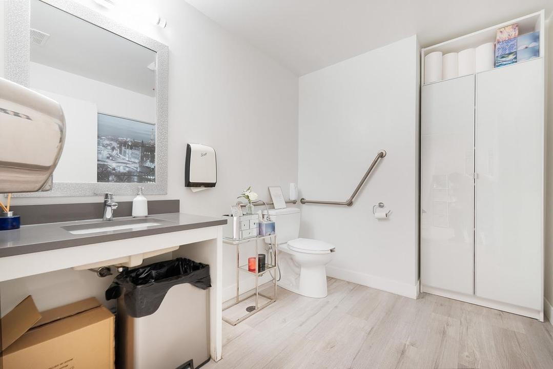 2A - 709 12th Street, New Westminster, BC