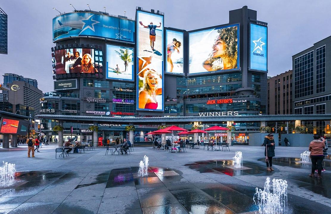 800 - 10 Dundas Street East, Toronto, ON