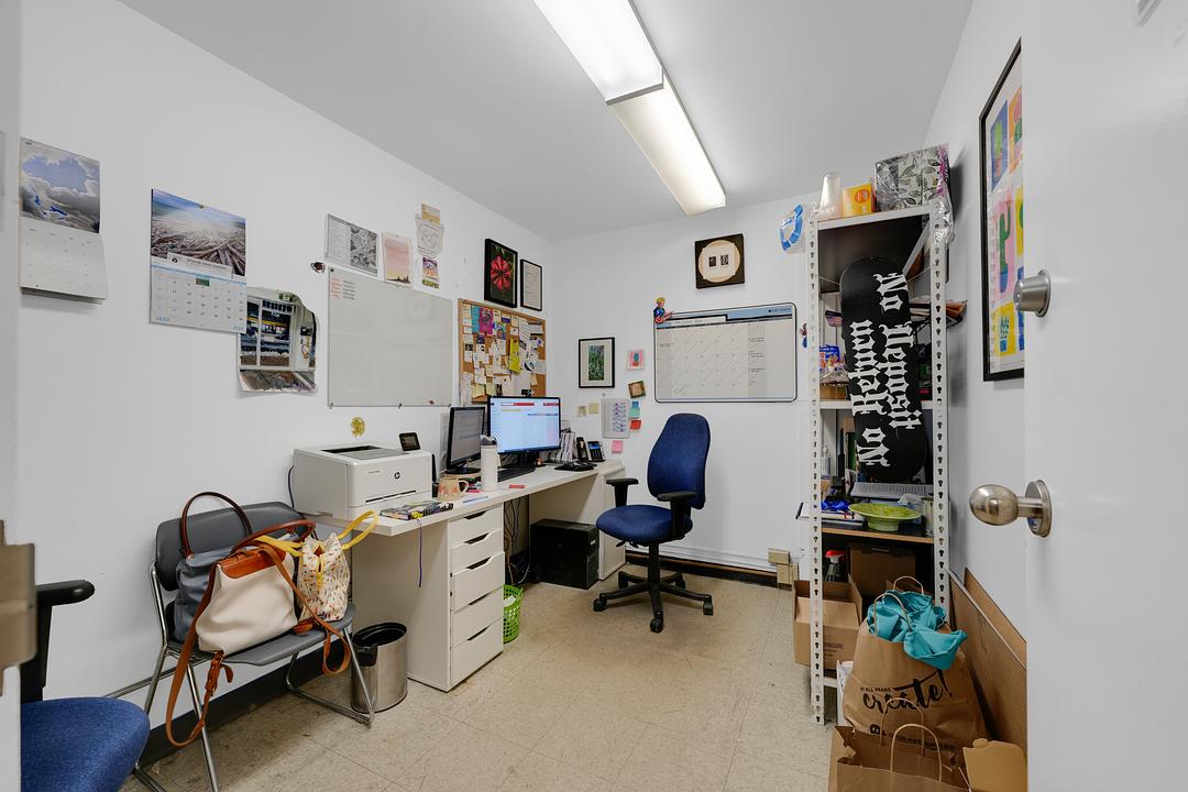 953 Brunette Ave, Coquitlam, BC
