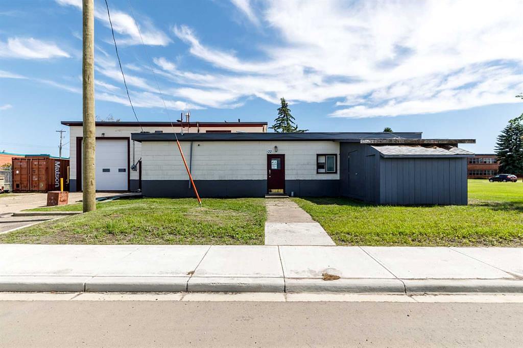 2460 36 Avenue, Springbrook, AB