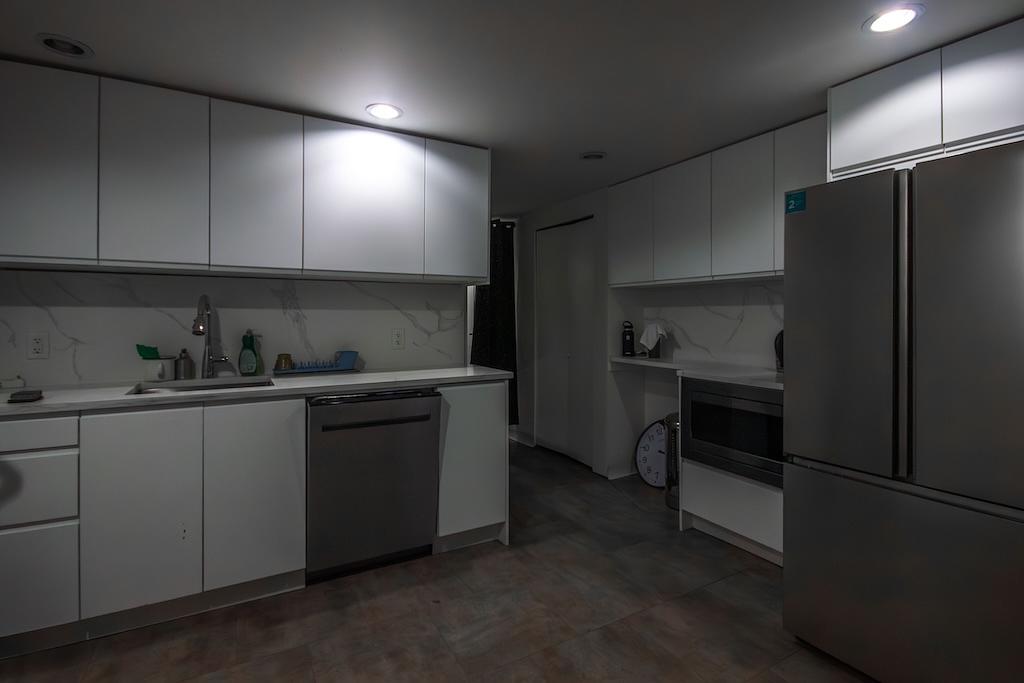 112 W Hastings St, Vancouver, BC