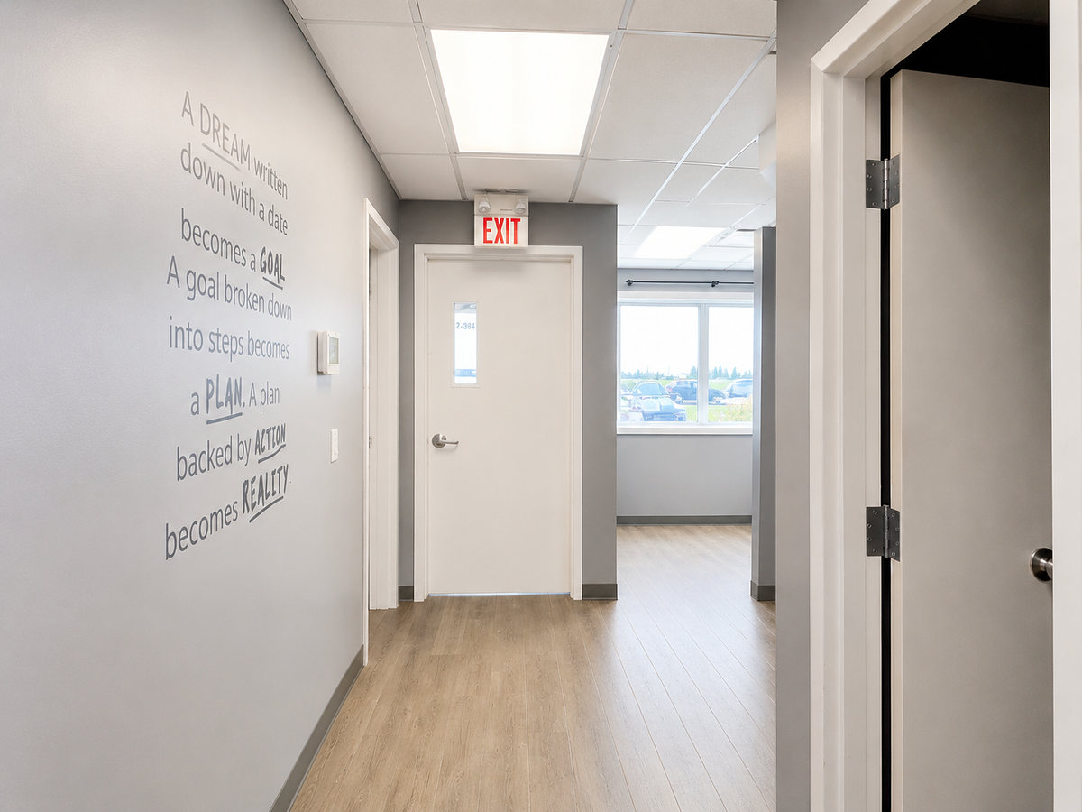 230 Initiative Ave SE, Calgary, AB photo 4