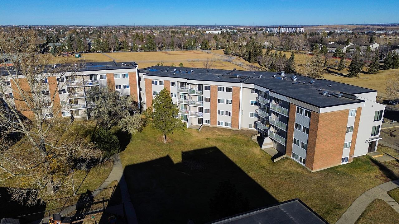 11915 34 Street Northwest, Edmonton, AB