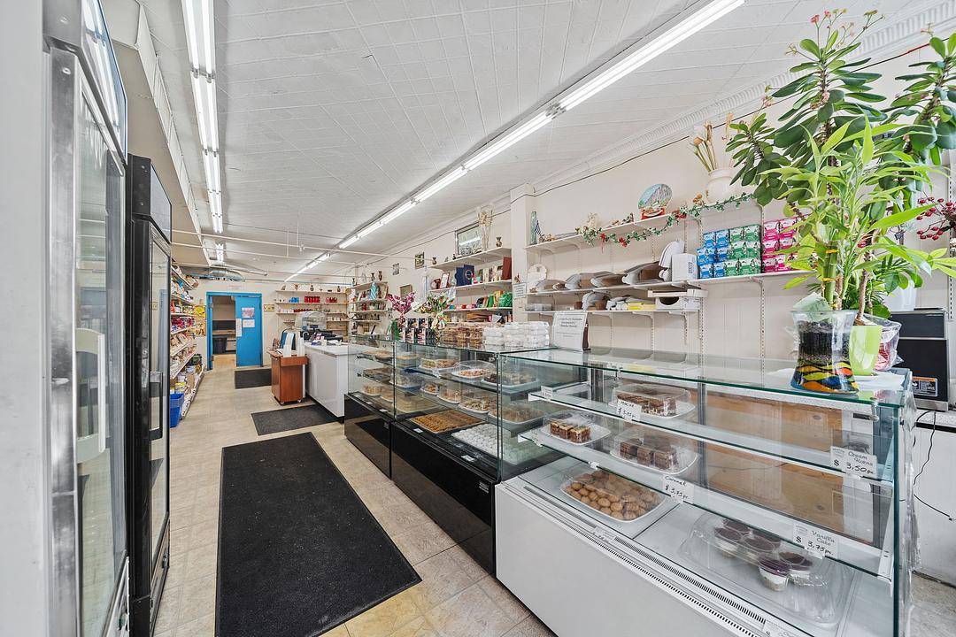 633 King Street East, Hamilton, ON