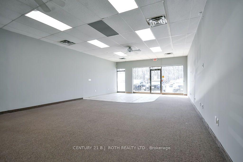 11 - 400 Laclie Street, Orillia, ON