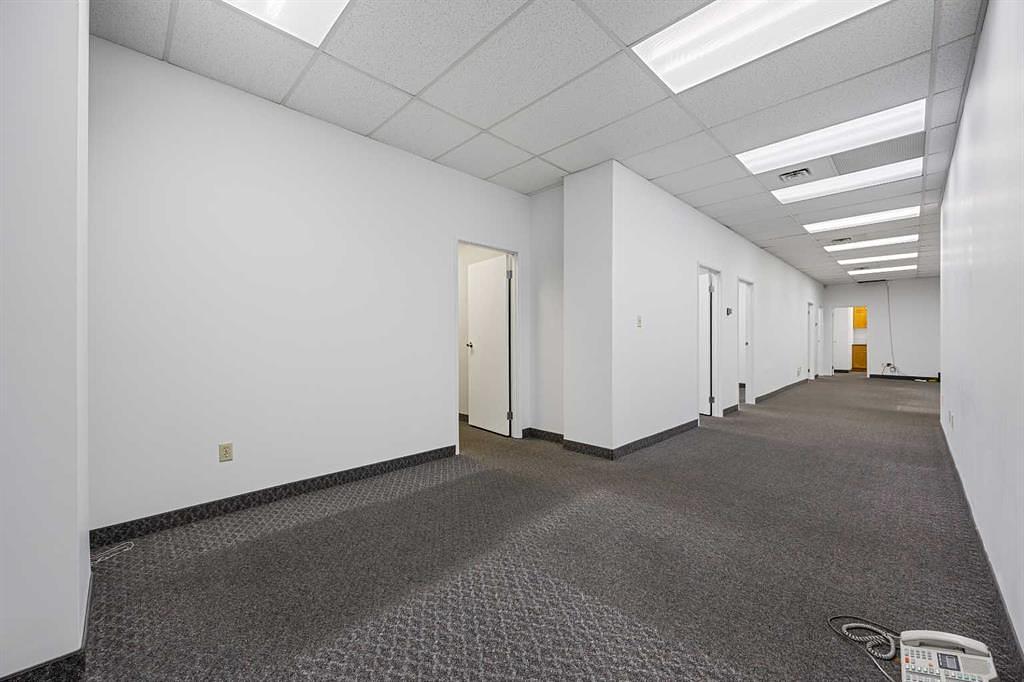 204 - 4603 Varsity Drive Northwest, Calgary, AB