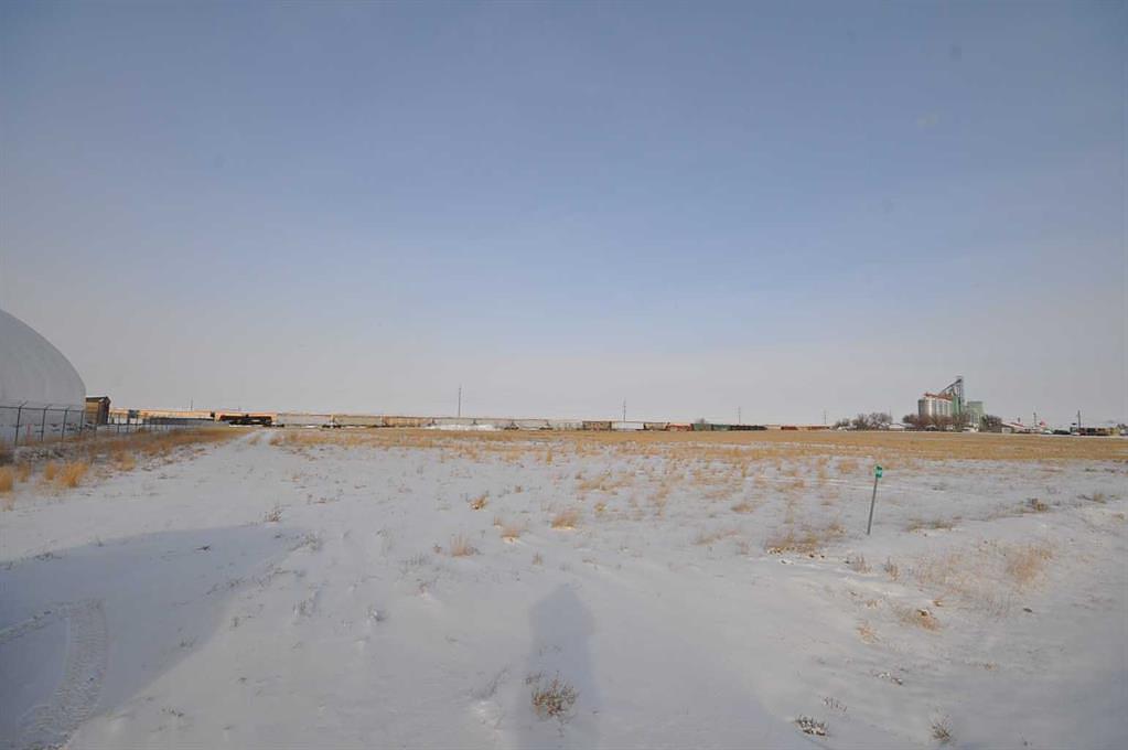 647 2nd Avenue, Cypress County, AB