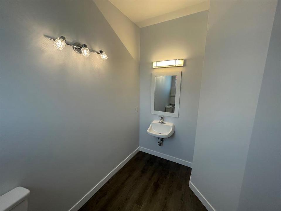 4803 50 Avenue, Camrose, AB