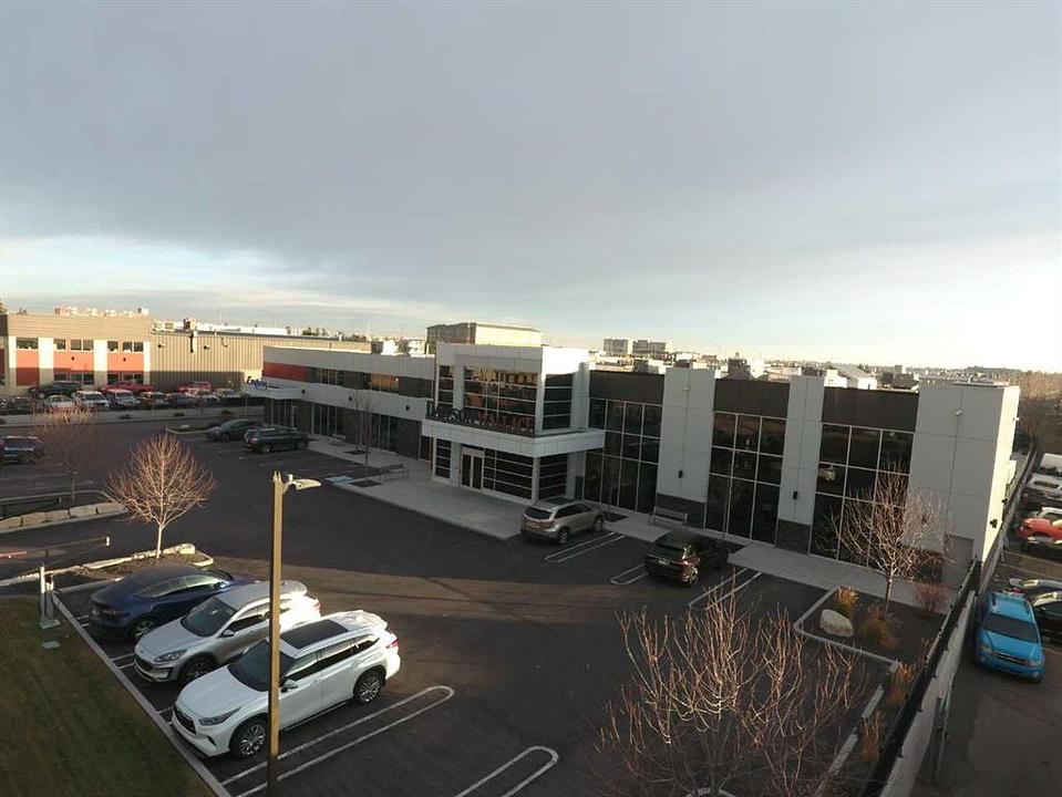 1 - 2315 30 Avenue Northeast, Calgary, AB