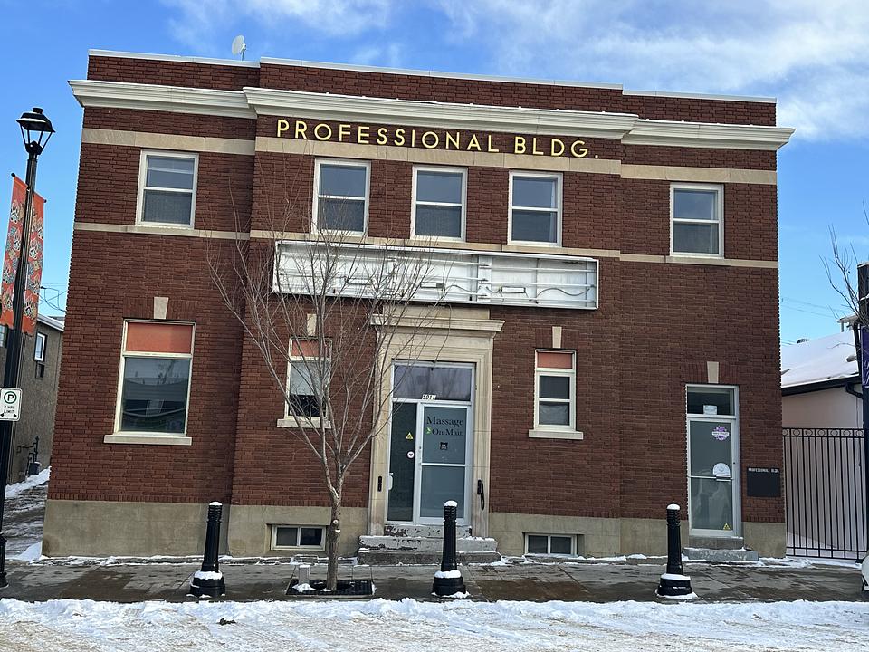 5011 50 Street, Stony Plain, AB