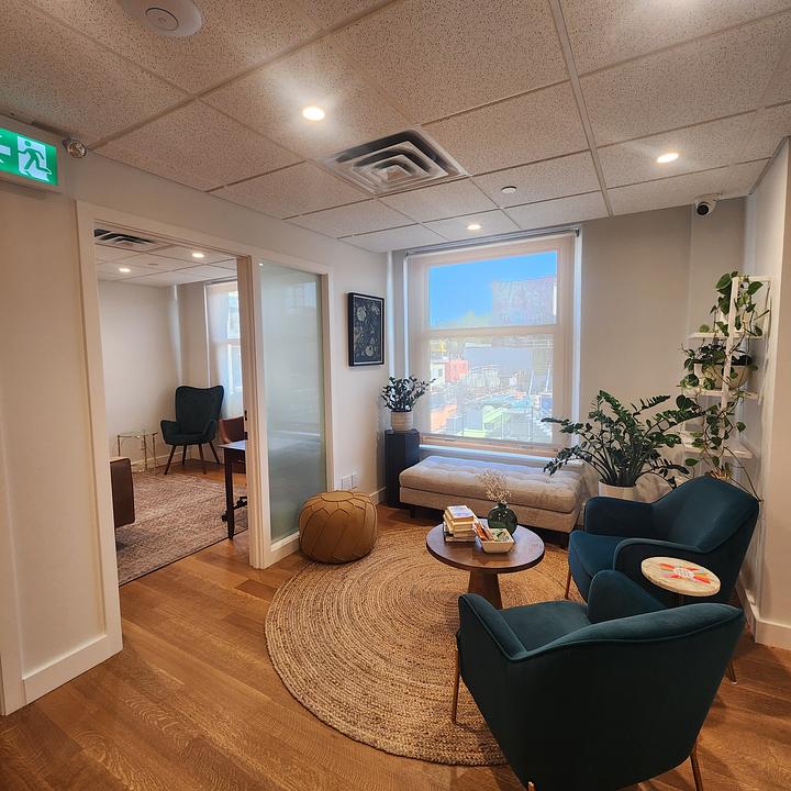 206 - 175 East Broadway, Vancouver, BC