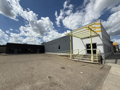 4720 50 Avenue, Red Deer, AB