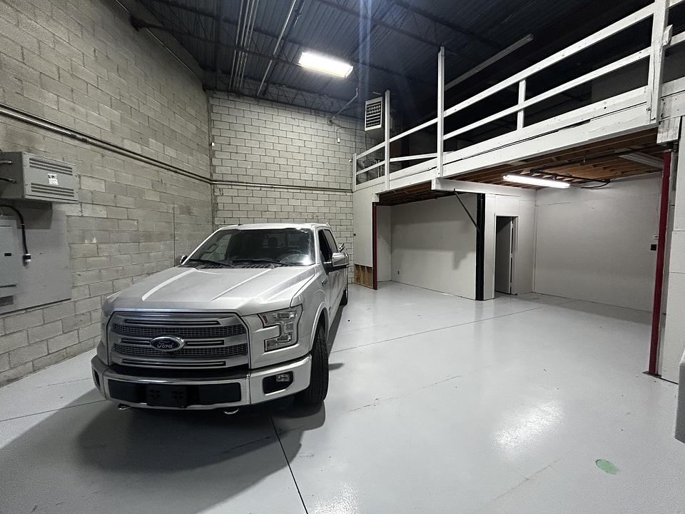 D14 - 1105 Crestlawn Drive, Mississauga, ON