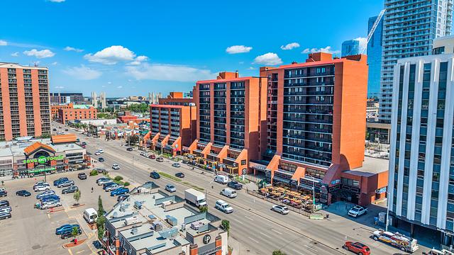 10145 109 Street Northwest, Edmonton, AB