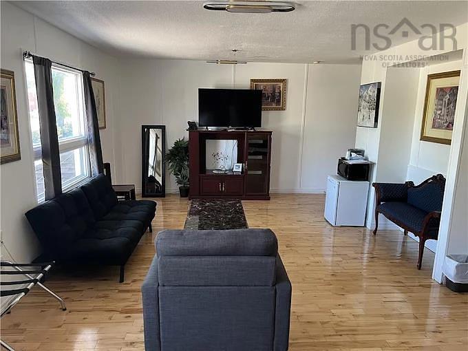 100 Kings Road, Sydney, NS