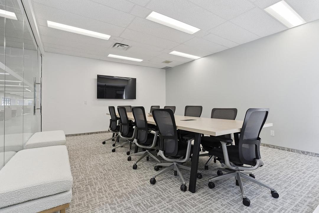700 - 155 University Avenue, Toronto, ON