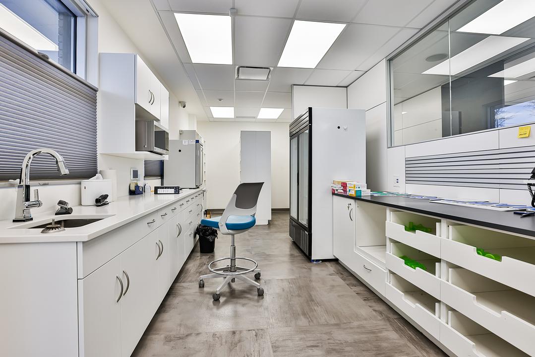 Pharmacy - 608 5 Avenue South, Lethbridge, AB