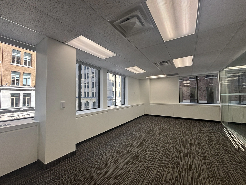 400 - 360 Bay Street, Toronto, ON