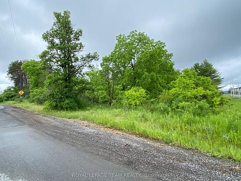 1 Madawaska Boulevard, Arnprior, ON