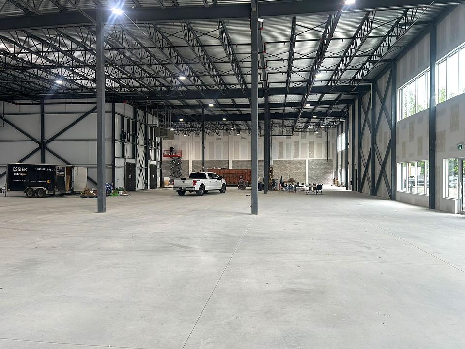 1685 Rue Atmec, Gatineau, QC