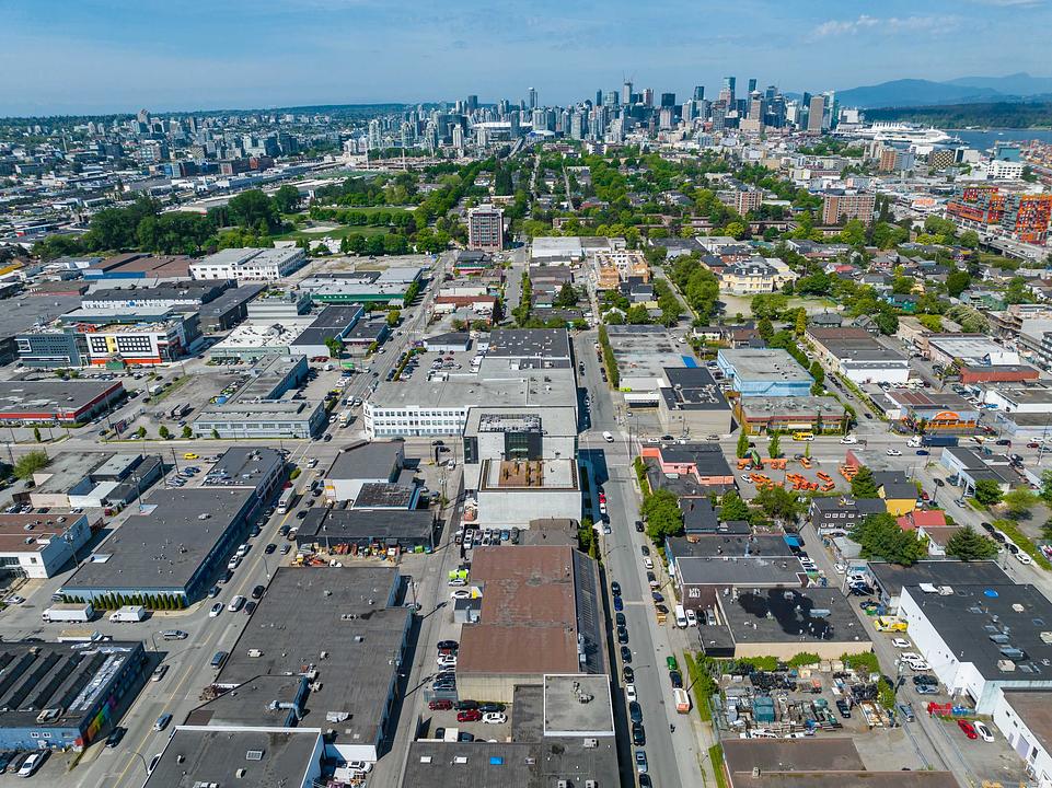 402 - 1308 Adanac Street, Vancouver, BC
