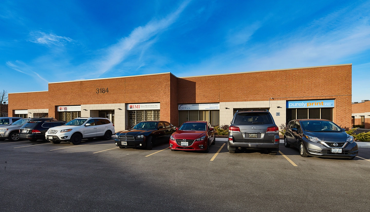 15 - 3190 Ridgeway Drive, Mississauga, ON