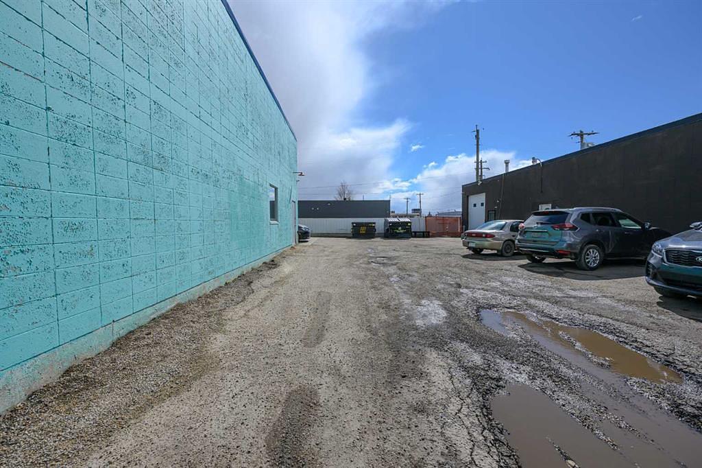 10013 110 Avenue, Grande Prairie, AB