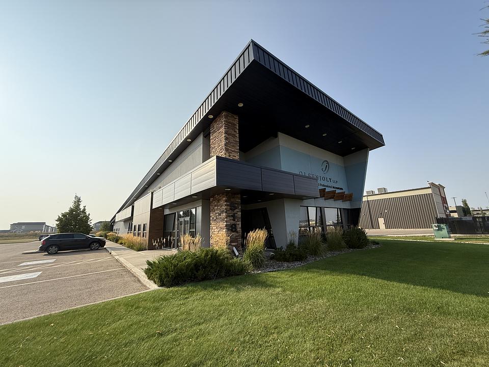 518 Laura Avenue, Red Deer County, AB