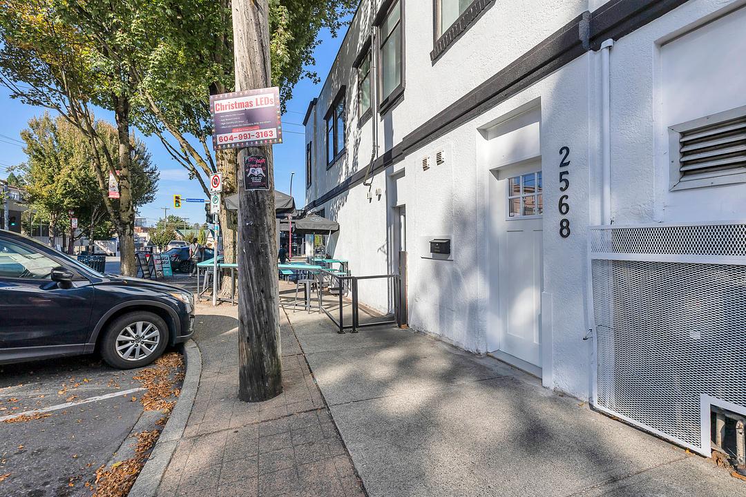 200 - 2568 Montrose Avenue, Abbotsford, BC