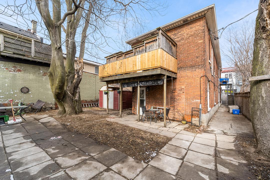 320 King Street East, Hamilton, ON