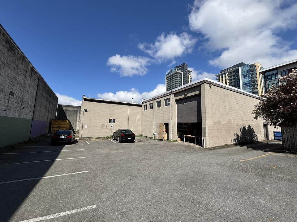 1481 Charlotte Road, North Vancouver, BC