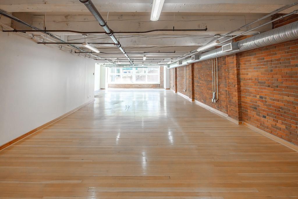 L200 - 560 Beatty St, Vancouver, BC