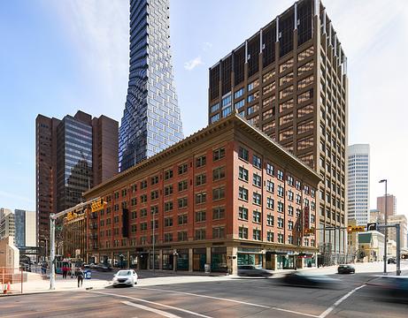 604 1 Street Southwest, Calgary, AB