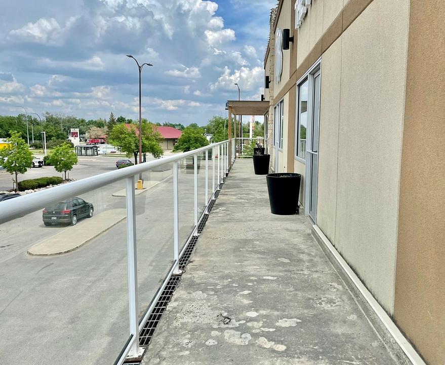 E20 - 6640 Roblin Boulevard, Winnipeg, MB
