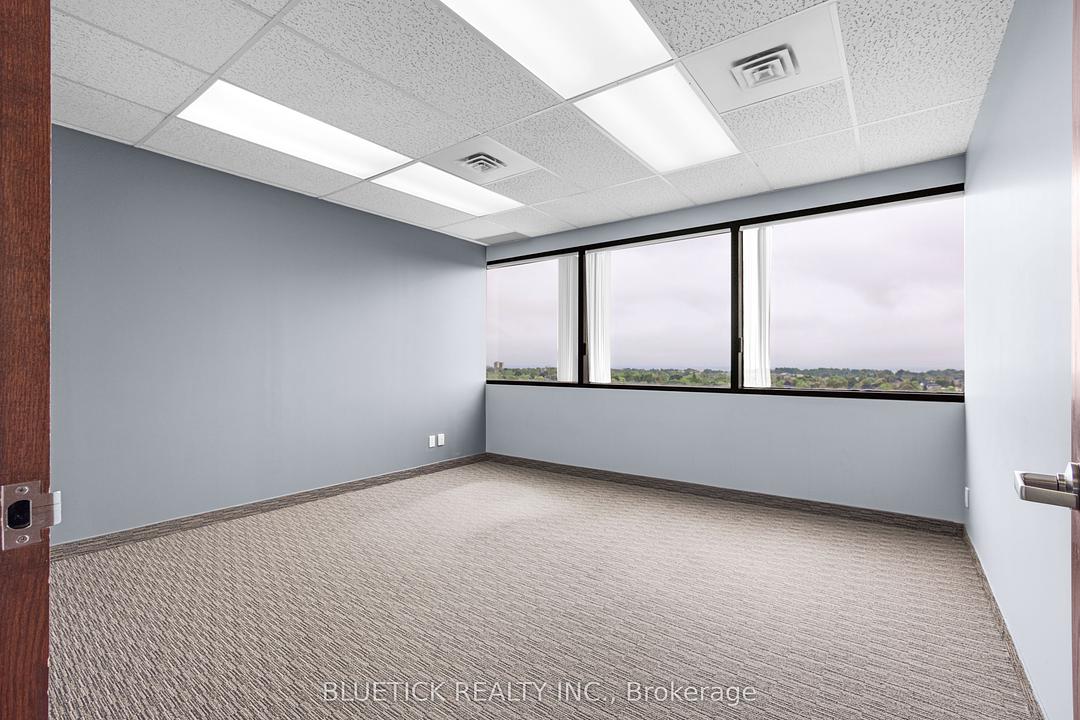 704 - 700 Dorval Drive, Oakville, ON