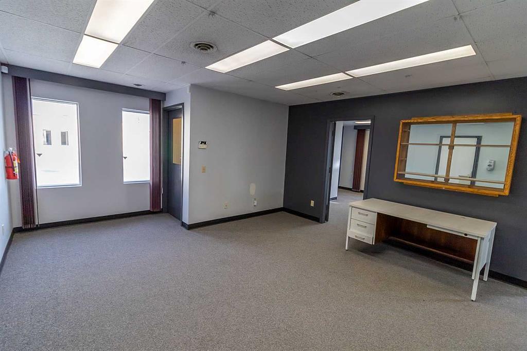 2182 39 Avenue Northeast, Calgary, AB