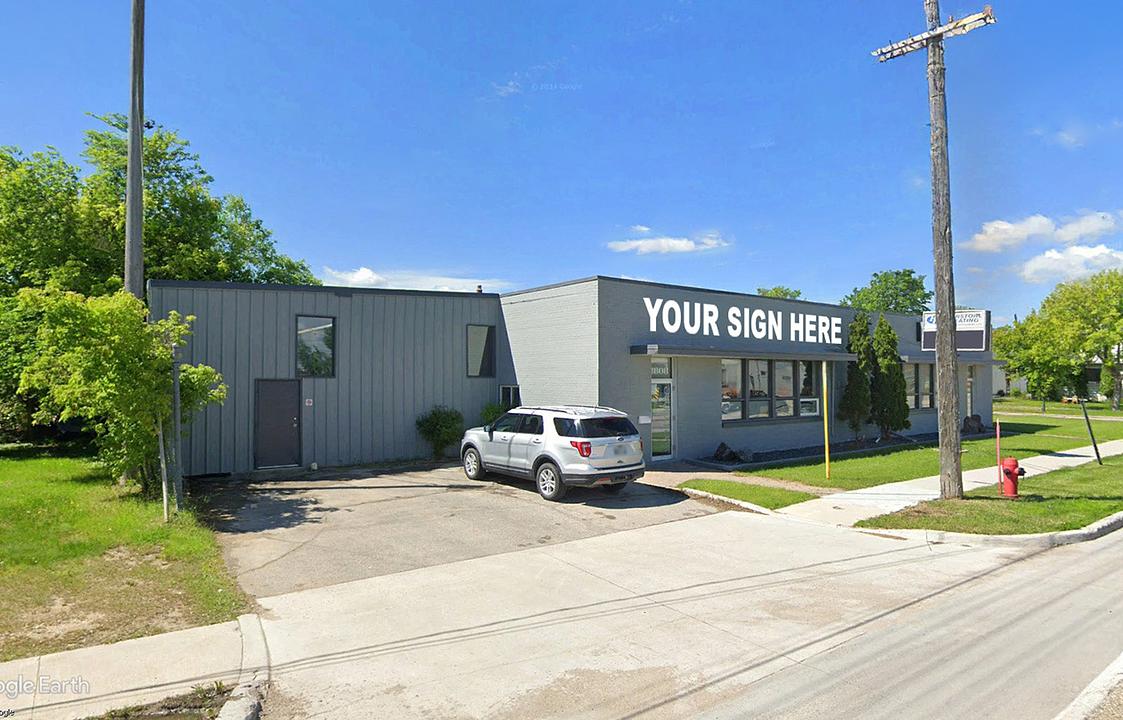 1808 Saint Matthews Avenue, Winnipeg, MB