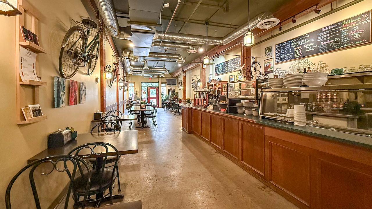 101 - 1357 Ellis Street, Kelowna, BC